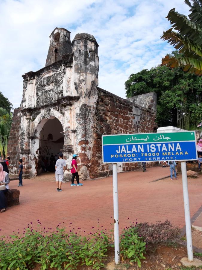 Heeren Inn Melaka Exterior foto